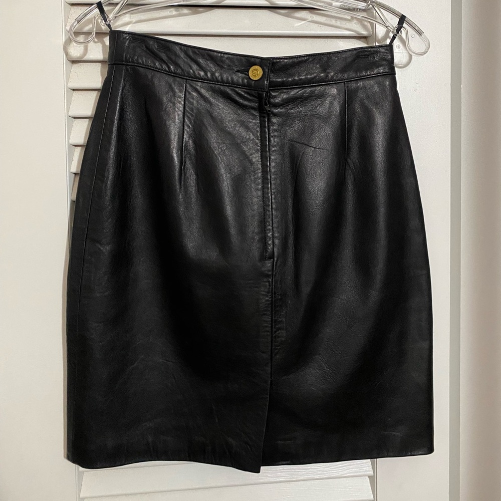 St. John Black Leather Pencil Skirt